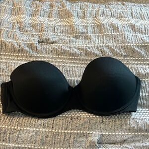 Auden Black Lightly Lined Strapless Bra